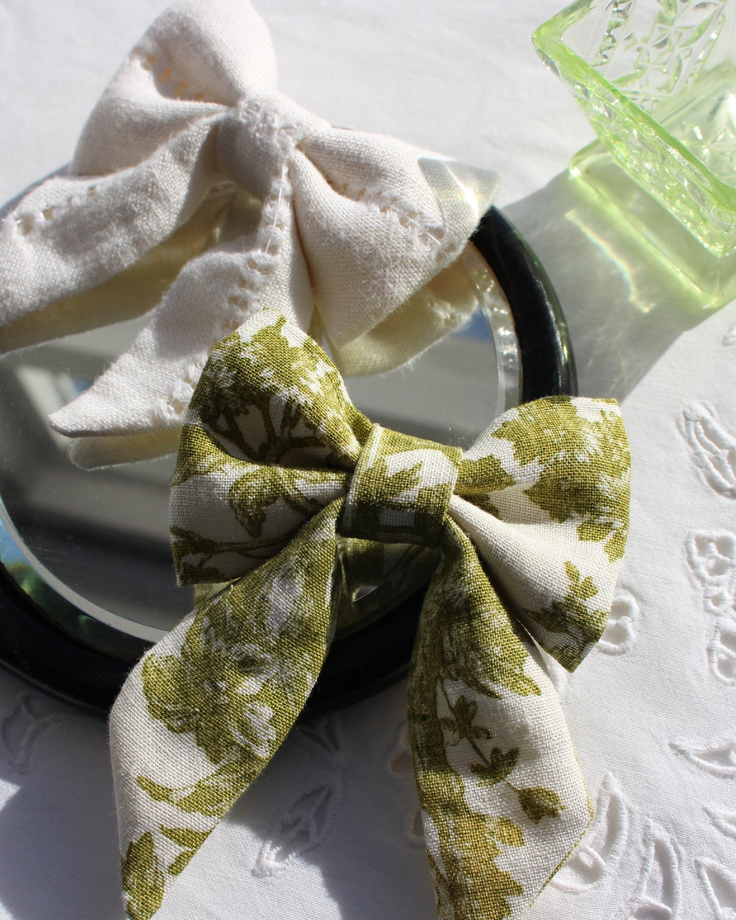 Green Botanical Toile Bow