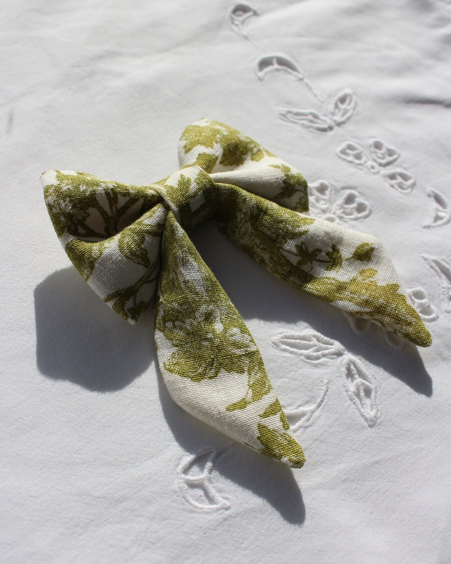 Green Botanical Toile Bow