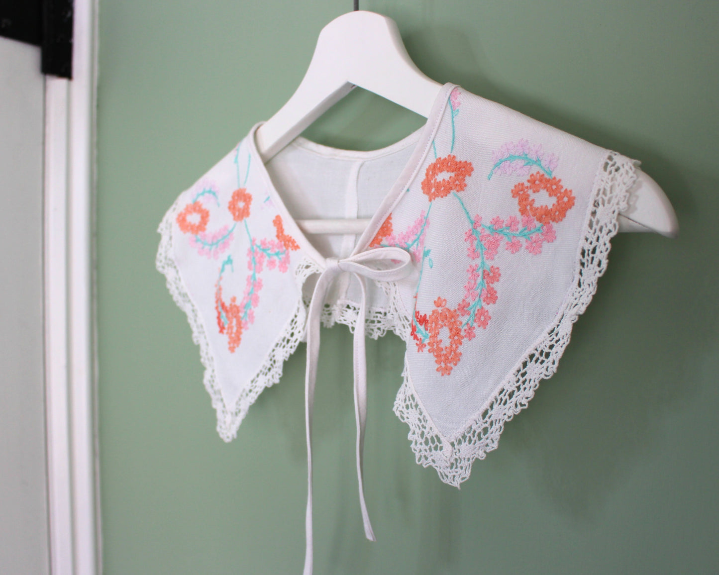 Vintage Embroidered Cloth Collar
