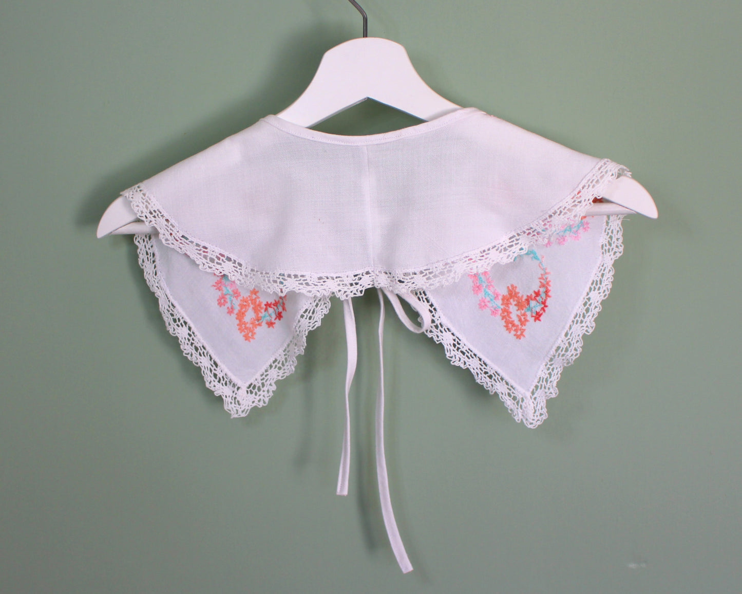 Vintage Embroidered Cloth Collar