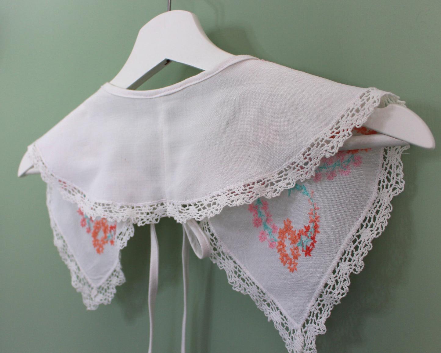 Vintage Embroidered Cloth Collar