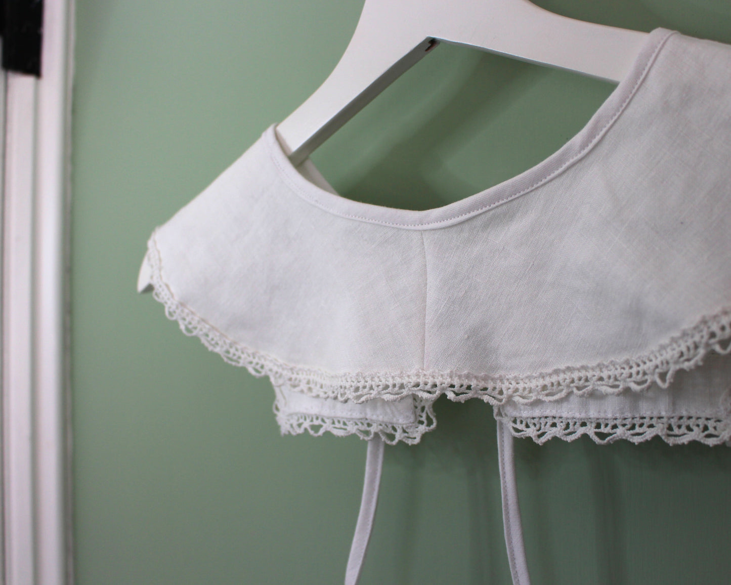 Forget-Me-Not vintage Cloth Collar