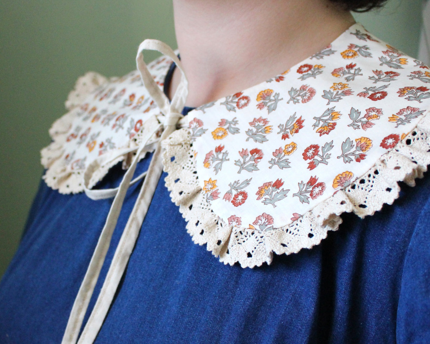 Autumnal Paisley Cotton Collar
