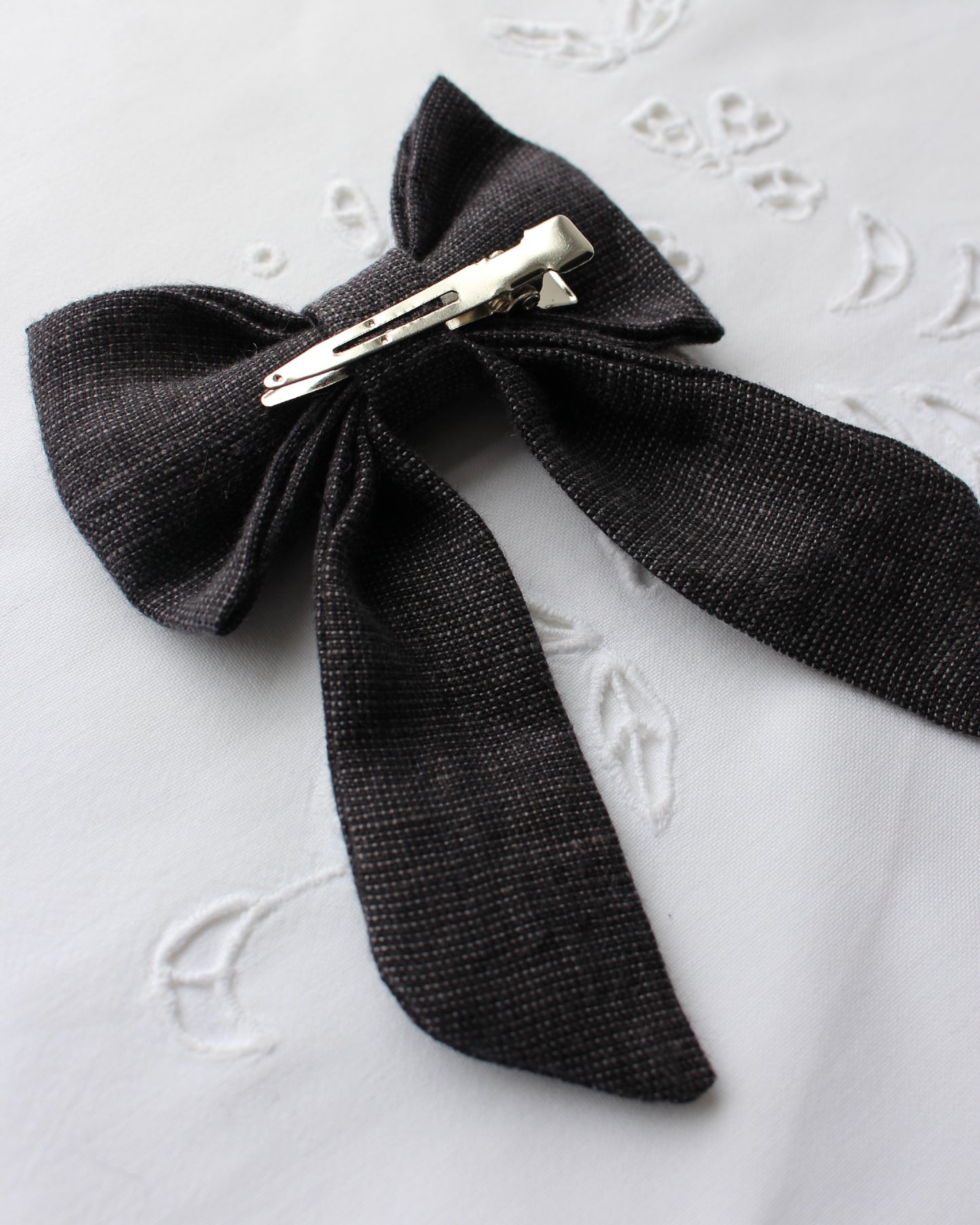Dark Woven Linen Bow