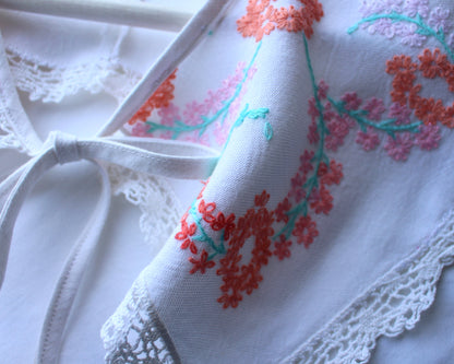 Vintage Embroidered Cloth Collar