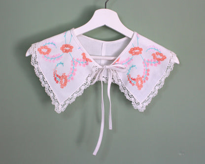 Vintage Embroidered Cloth Collar