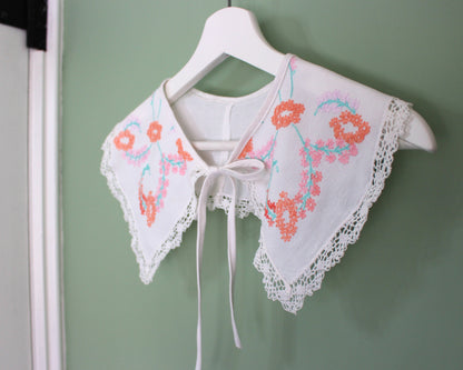 Vintage Embroidered Cloth Collar