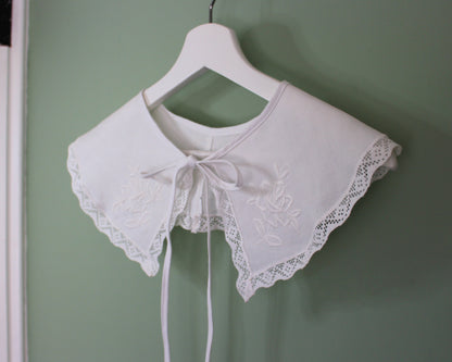 Vintage Rose Cloth Collar