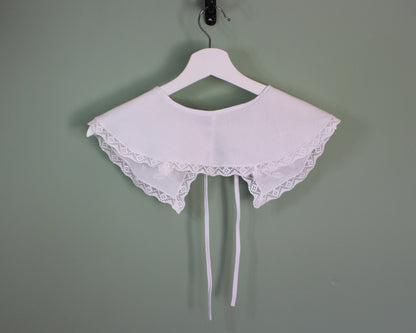 Vintage Rose Cloth Collar