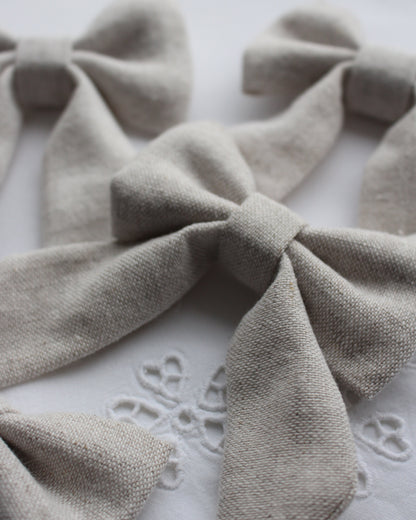 Natural Linen Bow