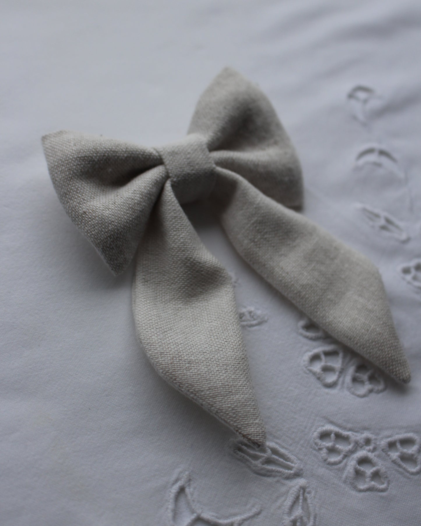 Natural Linen Bow