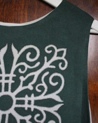 Celtic Ornamental Tile on Forest Green Linen