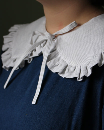 Pin Striped Linen Collar