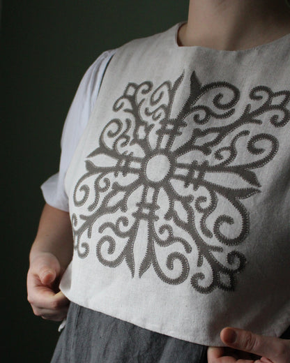 Celtic Ornamental Tile on Natural Linen