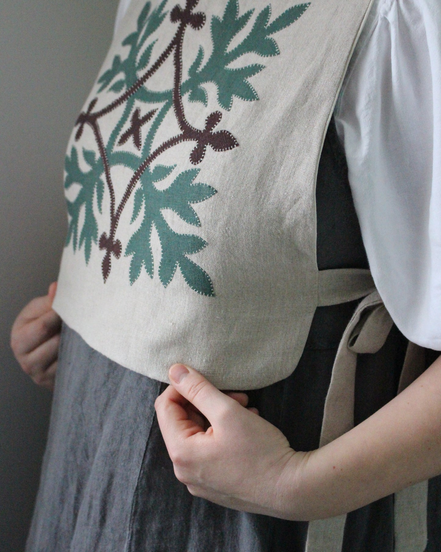 Natural Linen, Leafy Emblem Tabard