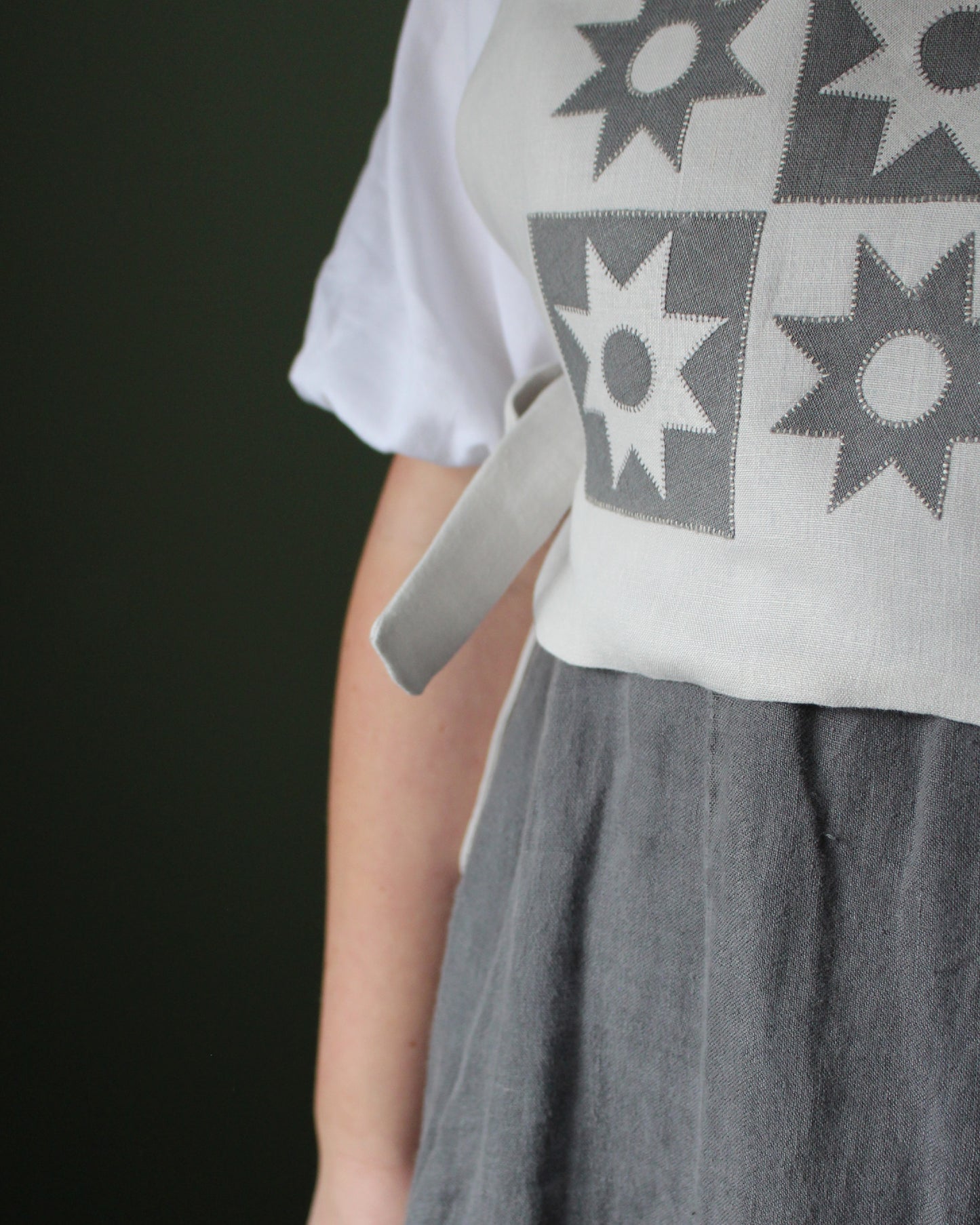 Patchwork Stars on Chalk White Linen