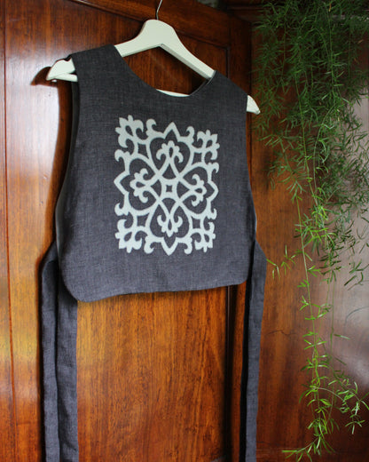 Tudor Tile on Dark Woven Linen