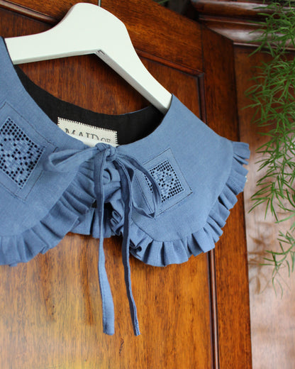 Vintage Blue Needle Lace Detachable Collar