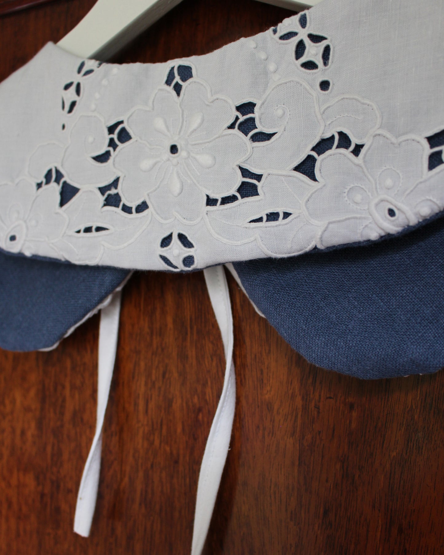 Floral Cloth, Lined Detachable Collar, Blue