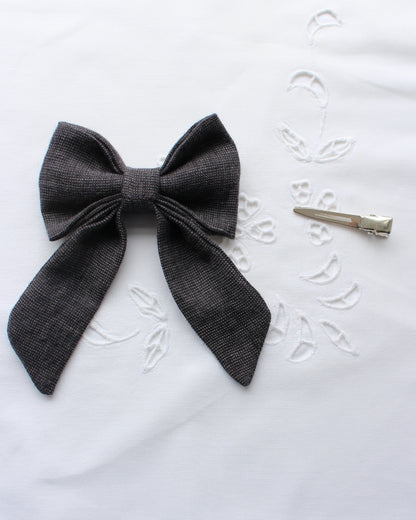 Dark Woven Linen Bow