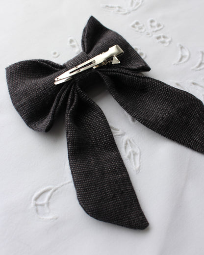 Dark Woven Linen Bow