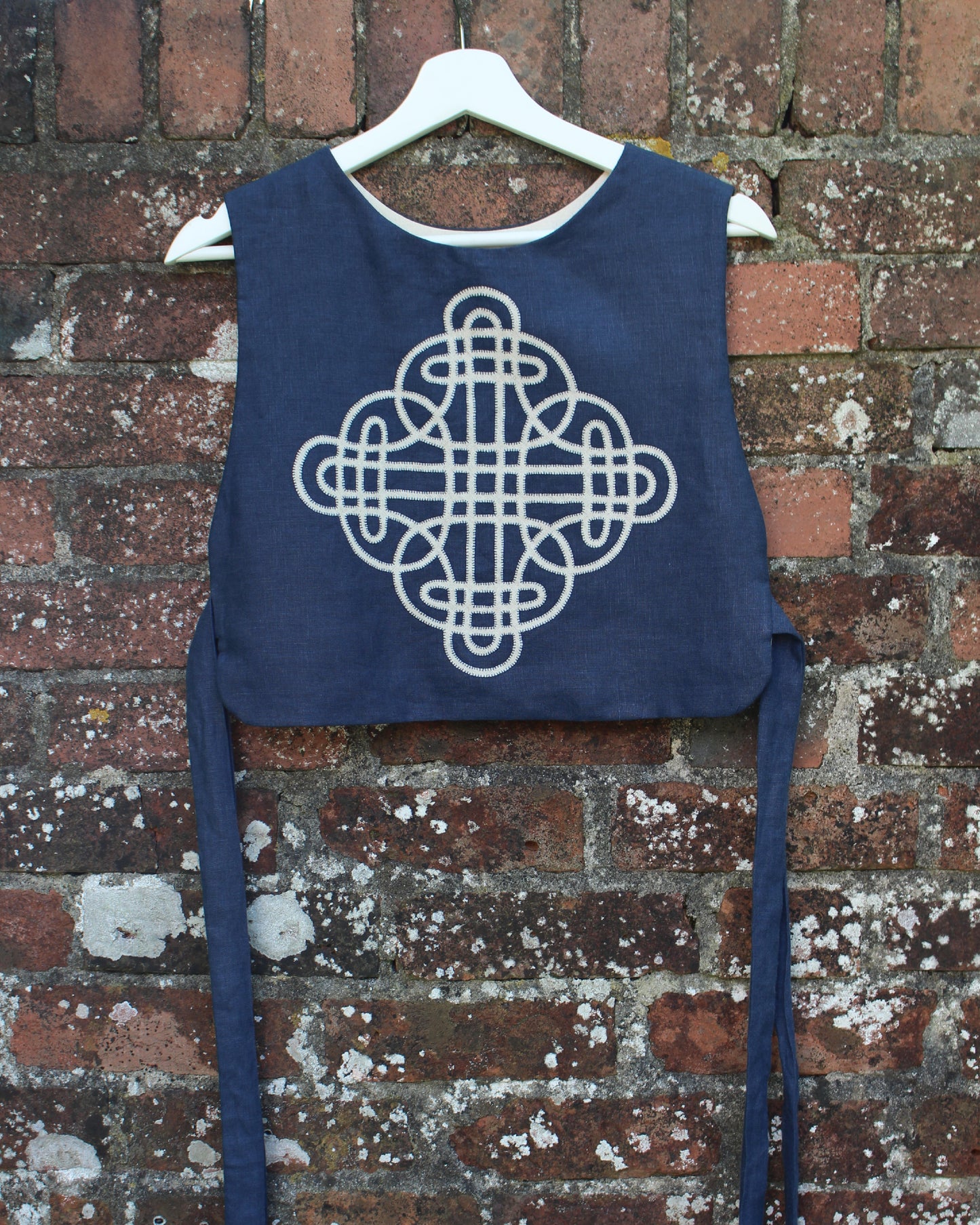 Ringed Celtic Knot Design on Navy Linen