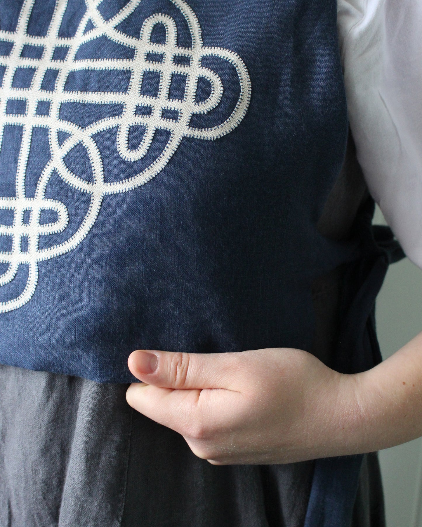 Ringed Celtic Knot Design on Navy Linen