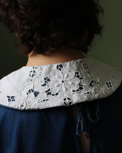 Floral Cloth, Lined Detachable Collar, Blue