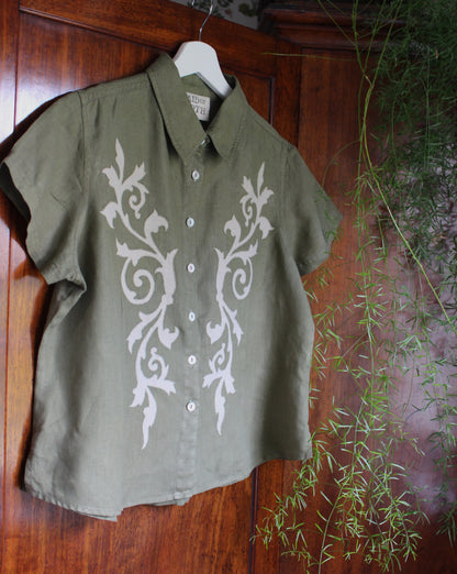 Ornate Spiraling Leafage On Mossy Green Linen Shirt
