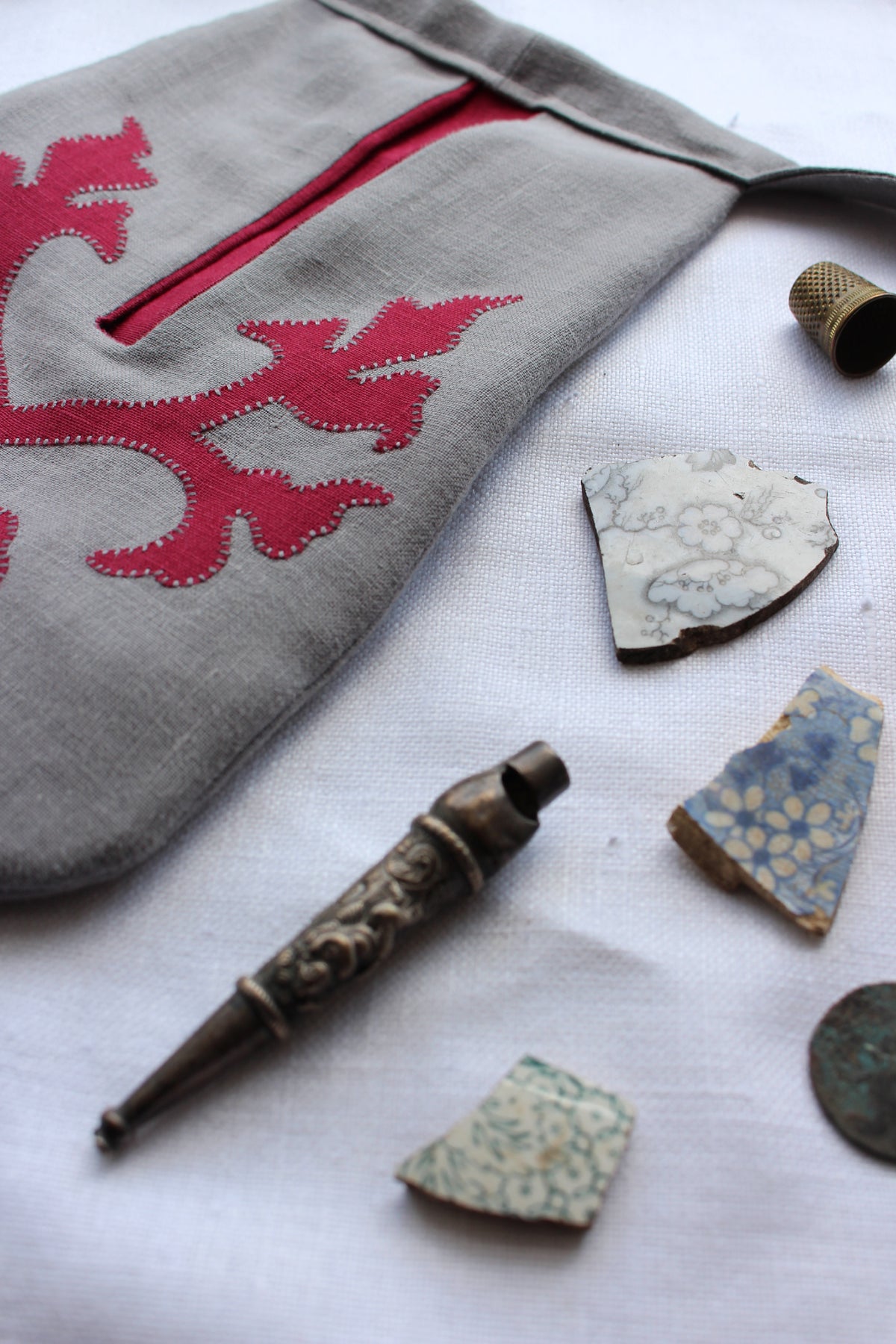 Handmade, Grey Linen Tie on Pocket - Ornate Foliage Appliqué