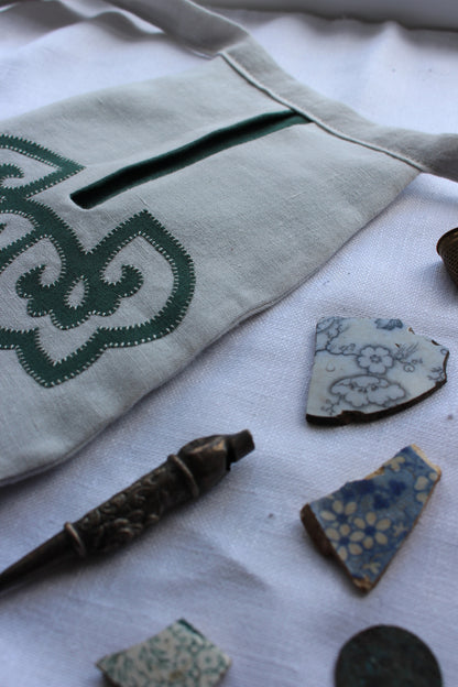 Handmade, Chalk White Linen Tie on Pocket - Tudor Tile Heart Appliqué