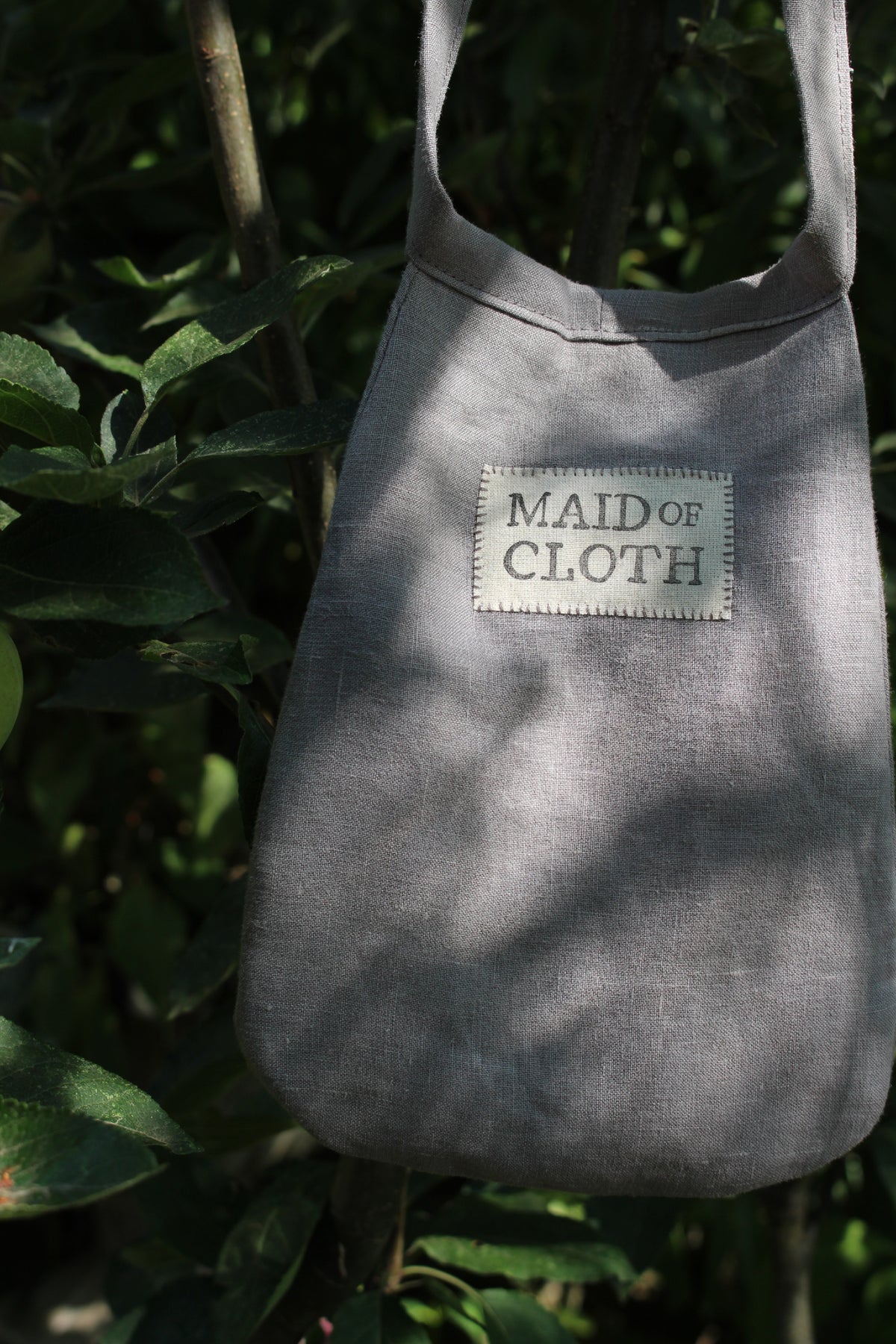 Handmade, Grey Linen Tie on Pocket - Ornate Foliage Appliqué